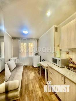 Студия квартира, вторичка, 18м2, 1/5 этаж