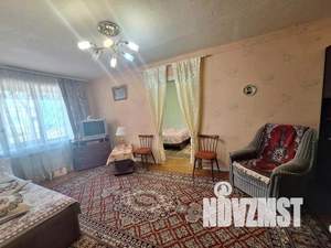 2-к квартира, вторичка, 45м2, 1/5 этаж