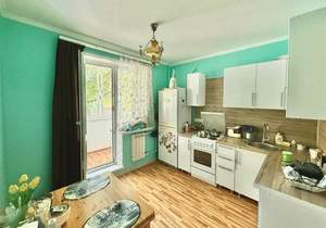 2-к квартира, вторичка, 52м2, 1/5 этаж