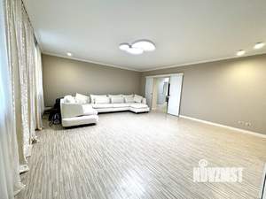 3-к квартира, вторичка, 139м2, 2/10 этаж