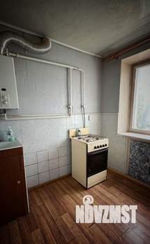 1-к квартира, вторичка, 32м2, 4/4 этаж