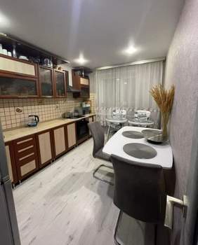 3-к квартира, вторичка, 80м2, 9/14 этаж