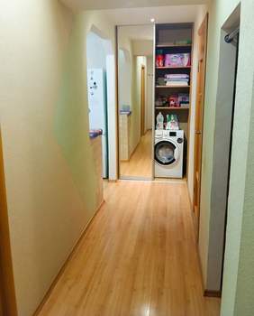 2-к квартира, вторичка, 56м2, 1/10 этаж