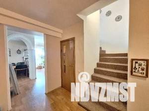 4-к квартира, вторичка, 200м2, 14/15 этаж