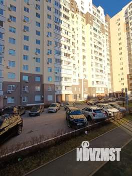 2-к квартира, вторичка, 63м2, 8/18 этаж