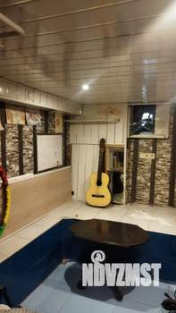 2-к квартира, вторичка, 60м2, 1/3 этаж