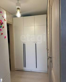 2-к квартира, вторичка, 52м2, 8/9 этаж