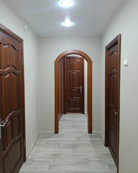 2-к квартира, вторичка, 50м2, 8/9 этаж