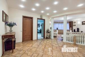 3-к квартира, вторичка, 140м2, 8/12 этаж