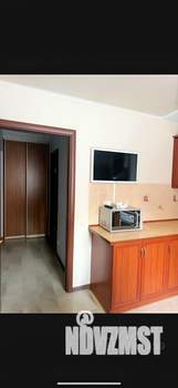 2-к квартира, вторичка, 53м2, 1/9 этаж