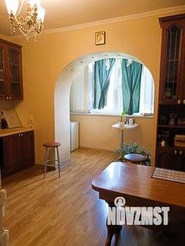 3-к квартира, вторичка, 104м2, 2/5 этаж