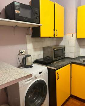 2-к квартира, вторичка, 25м2, 1/5 этаж