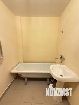 2-к квартира, вторичка, 52м2, 1/13 этаж