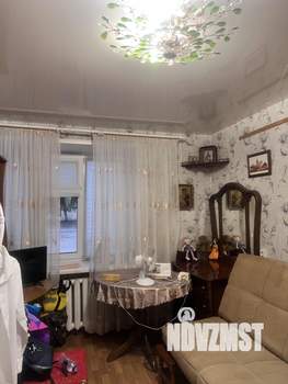 2-к квартира, вторичка, 37м2, 1/4 этаж