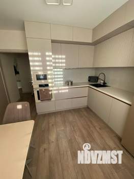 3-к квартира, вторичка, 80м2, 1/9 этаж
