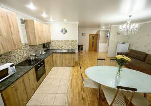 3-к квартира, вторичка, 104м2, 2/5 этаж