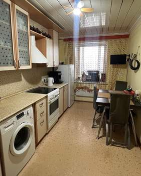 3-к квартира, вторичка, 72м2, 9/14 этаж