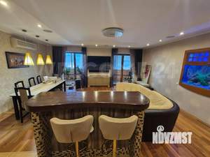 4-к квартира, вторичка, 200м2, 7/9 этаж