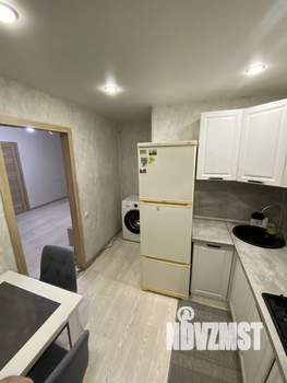 2-к квартира, вторичка, 45м2, 1/4 этаж