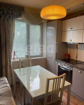 2-к квартира, вторичка, 50м2, 3/8 этаж