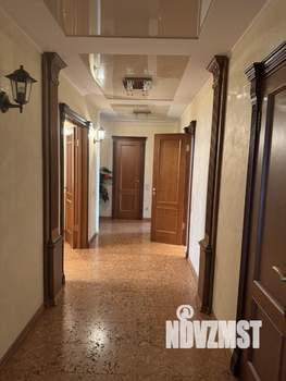 3-к квартира, вторичка, 124м2, 9/17 этаж