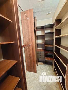 2-к квартира, вторичка, 43м2, 1/4 этаж