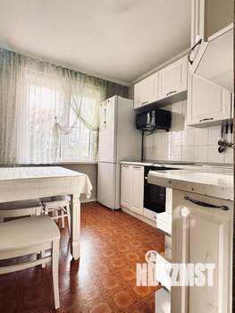 3-к квартира, вторичка, 66м2, 4/10 этаж