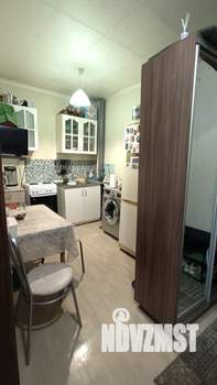 2-к квартира, вторичка, 45м2, 1/4 этаж