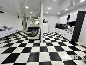 3-к квартира, вторичка, 119м2, 9/10 этаж